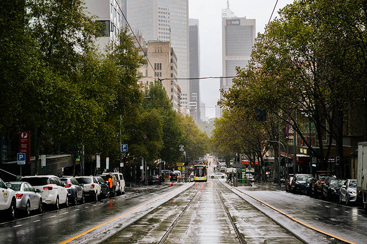 Wet weather on Bourke St, Melbourne