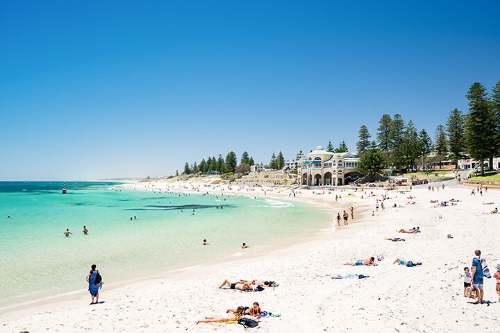 Cottesloe Beach on a stunning day in Perth